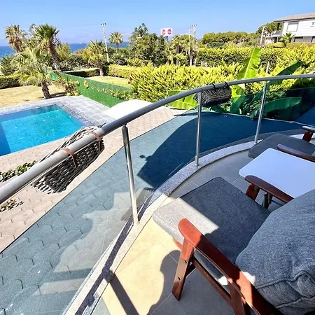 Sea Front Private With Salt Pool * Çeşme